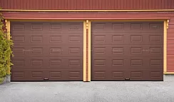Секционные гаражные ворота с филенкой Doorhan RSD02, 2500х2300